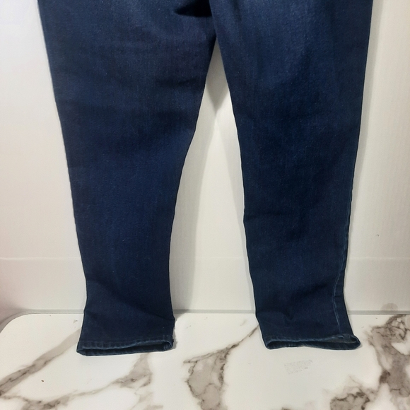 DG2 Diane Gilman Denim Jeans Dark Wash Blue Pull On Size Medium Super Stretch - Picture 5 of 13